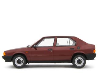 Alfa Romeo 33 1.3S Edizione 1985 Rosso amaranto Laudoracing 1:18 Resinemodell (Türen, Motorhaube... nicht zu öffnen!)